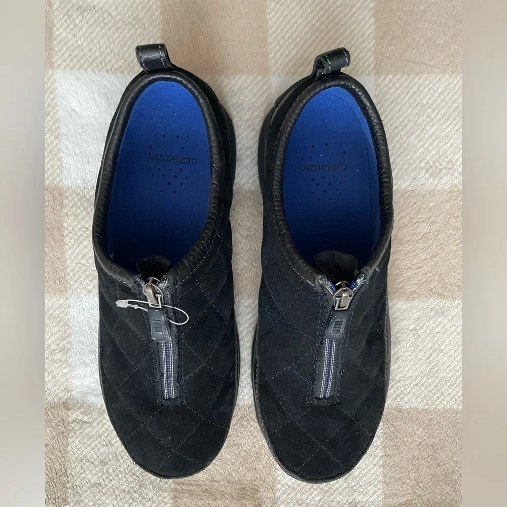 Lands End Leather Quilted Shoe size 7 Black Womens Casual Shoes New in Box